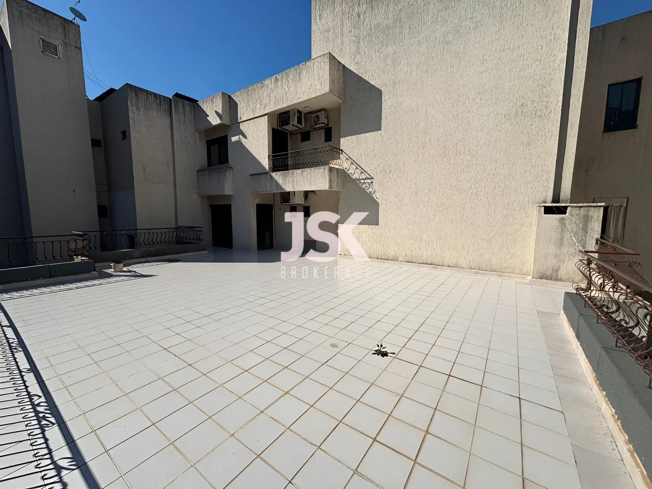 Apartment for Sale in Zikrit