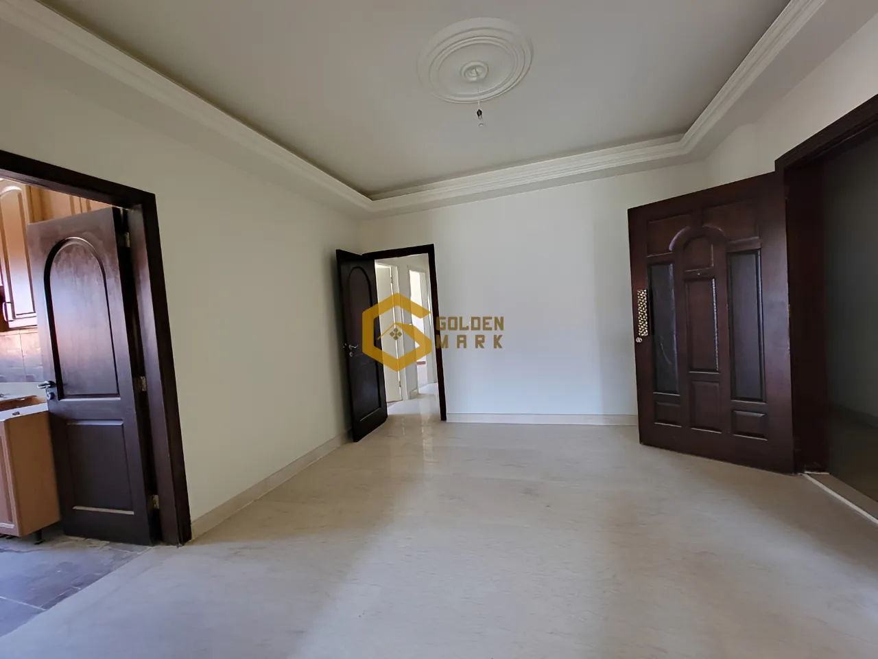 Apartment for Sale in Ballouneh - 3 bed, 4 bath