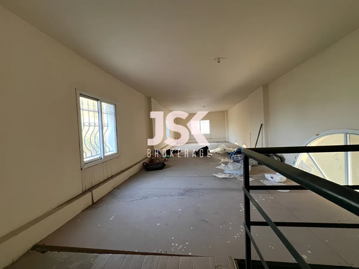 Office for rent in Nahr Ibrahim