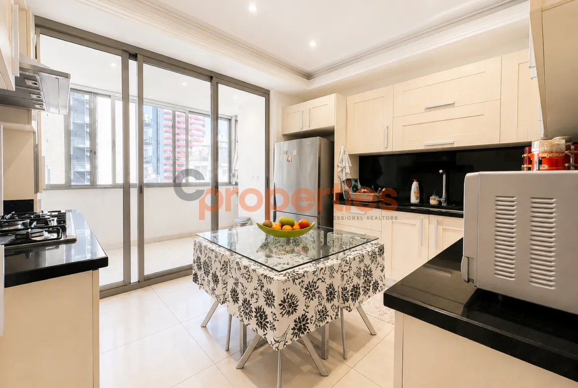Apartment for Sale in Hamra