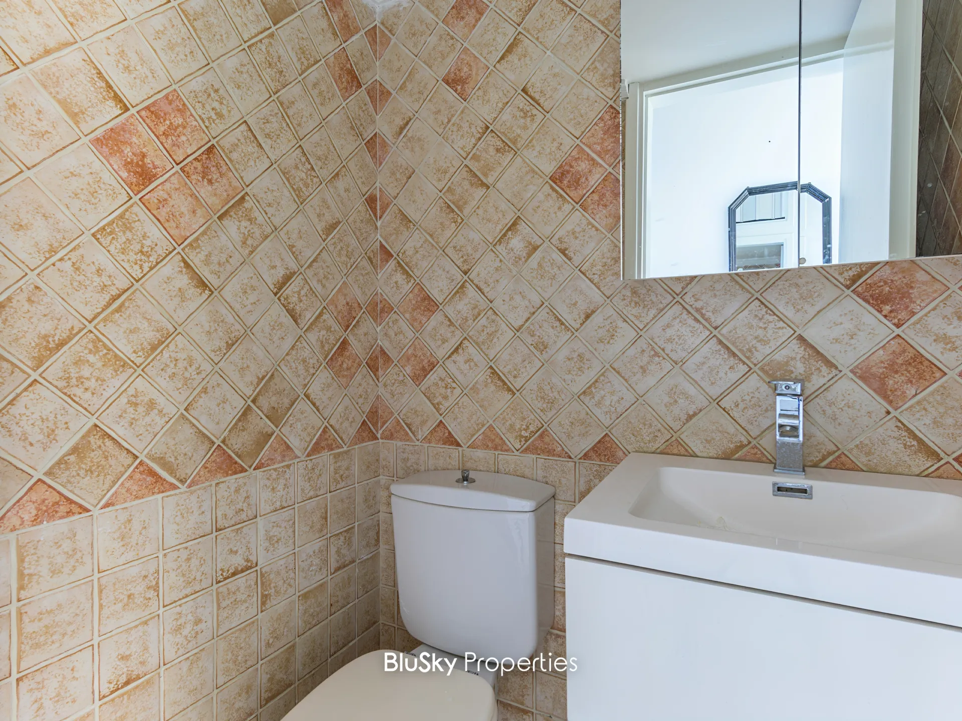 Apartment for sale in Mansourieh, lebanon