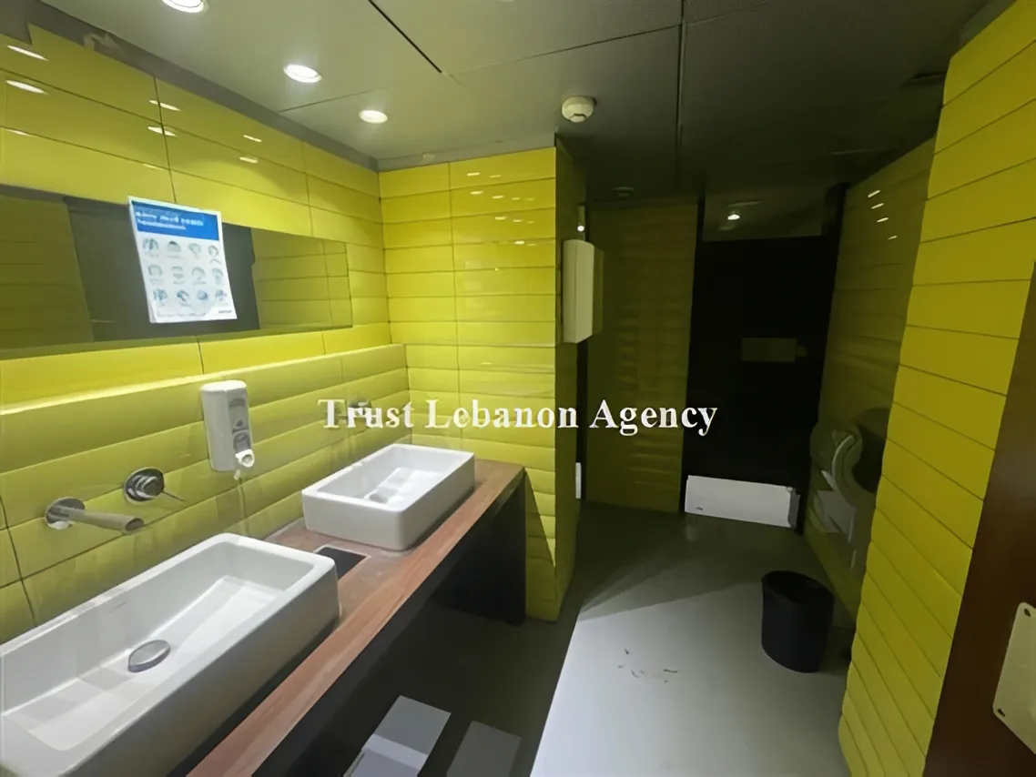 Office for rent in Baabda, Furn Al Chebak