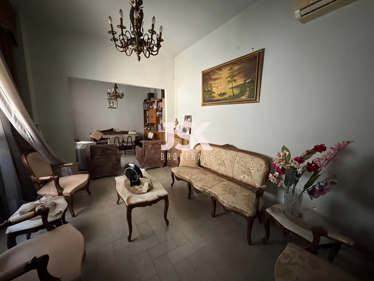 Apartment for Sale in Ain El Remmaneh - 2 bed, 107 bath