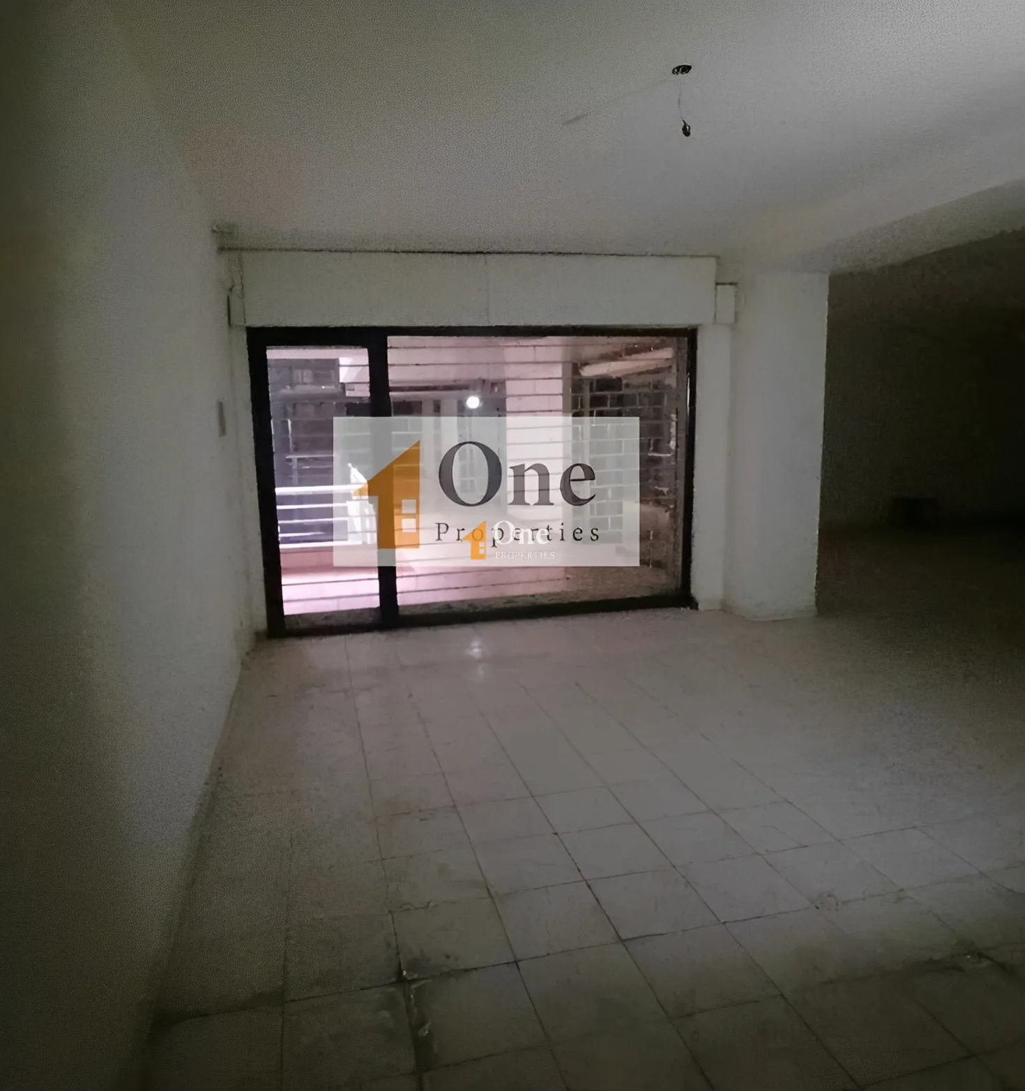 Shop for rent in Horch Tabet