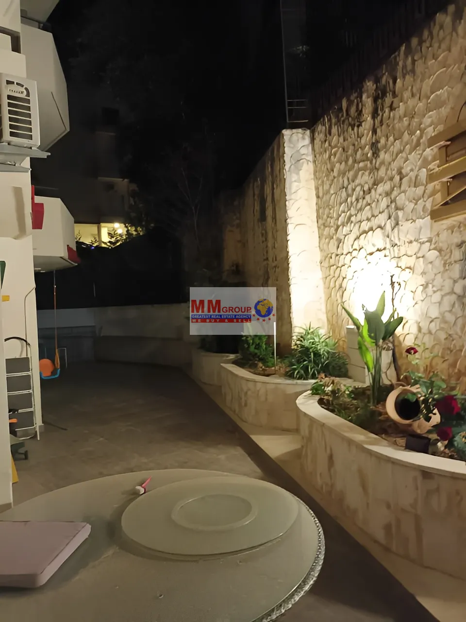 Apartment for Sale in Ain Saade