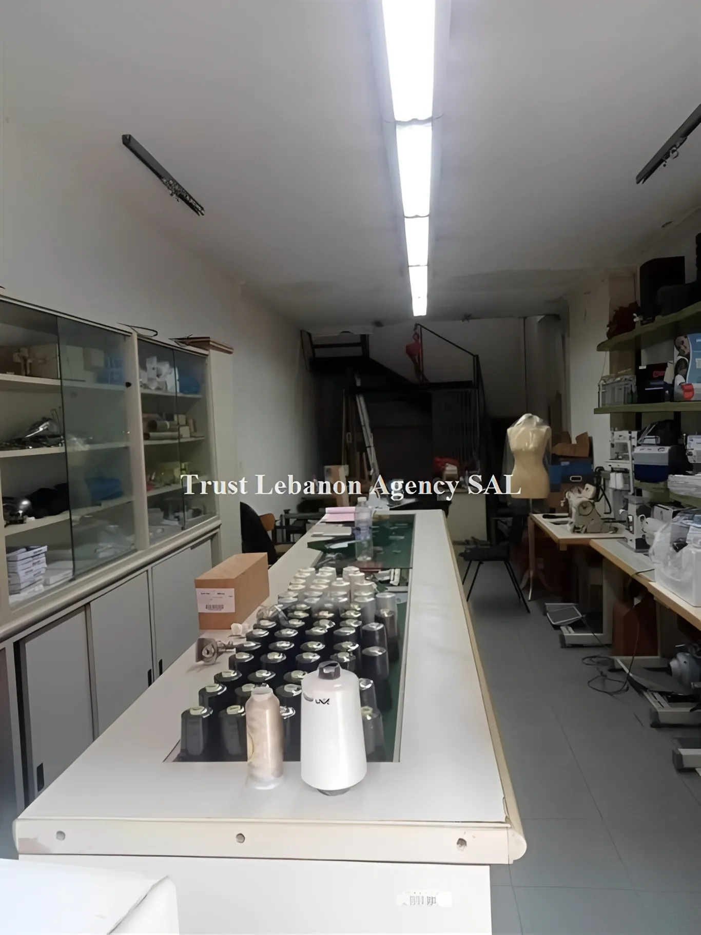 Shop for sale in Metn, Dekweneh