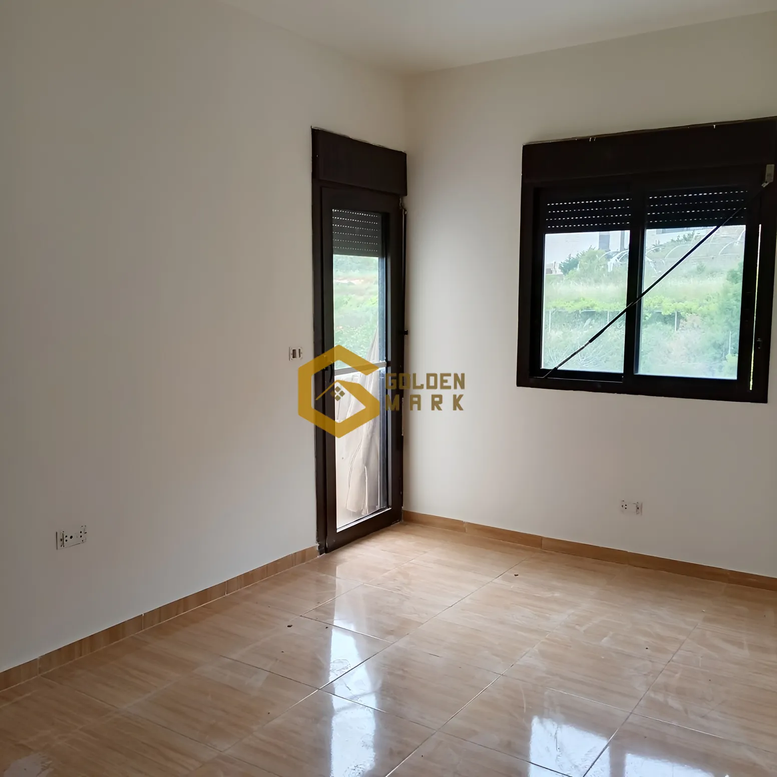 Apartment for Sale in Hosrayel