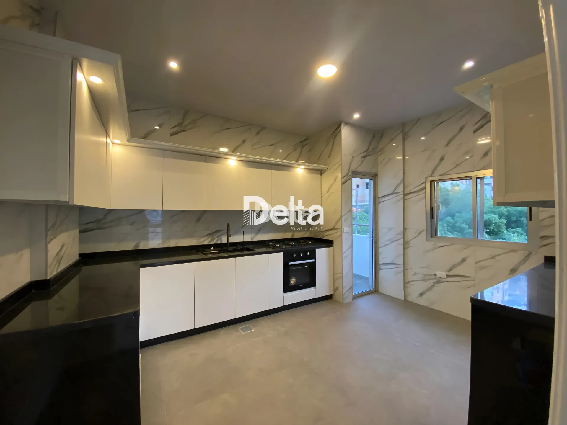 Residential in Aaramoun, lebanon - 3 bed, 3.0 bath