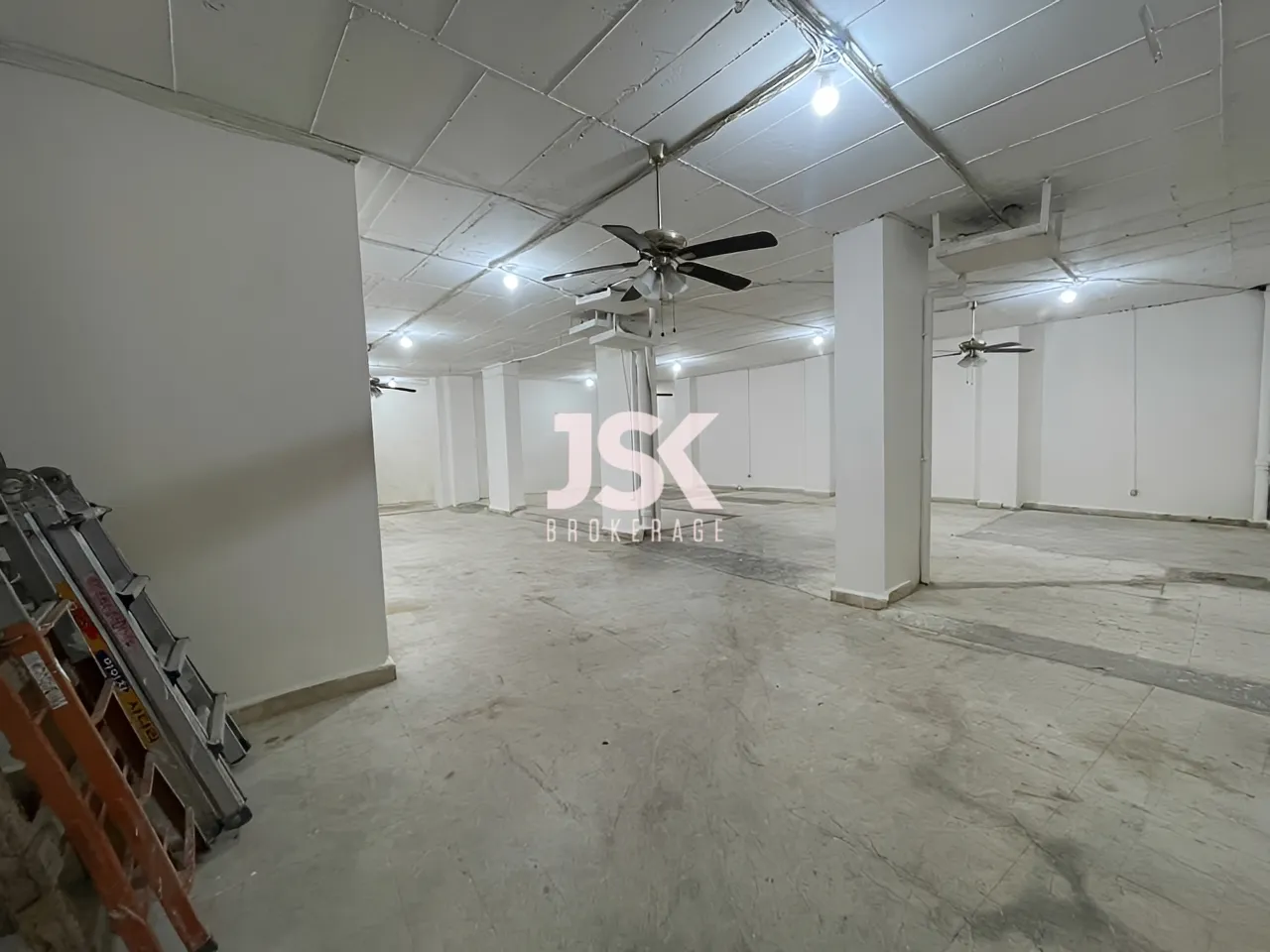Warehouse for Rent in Achrafieh
