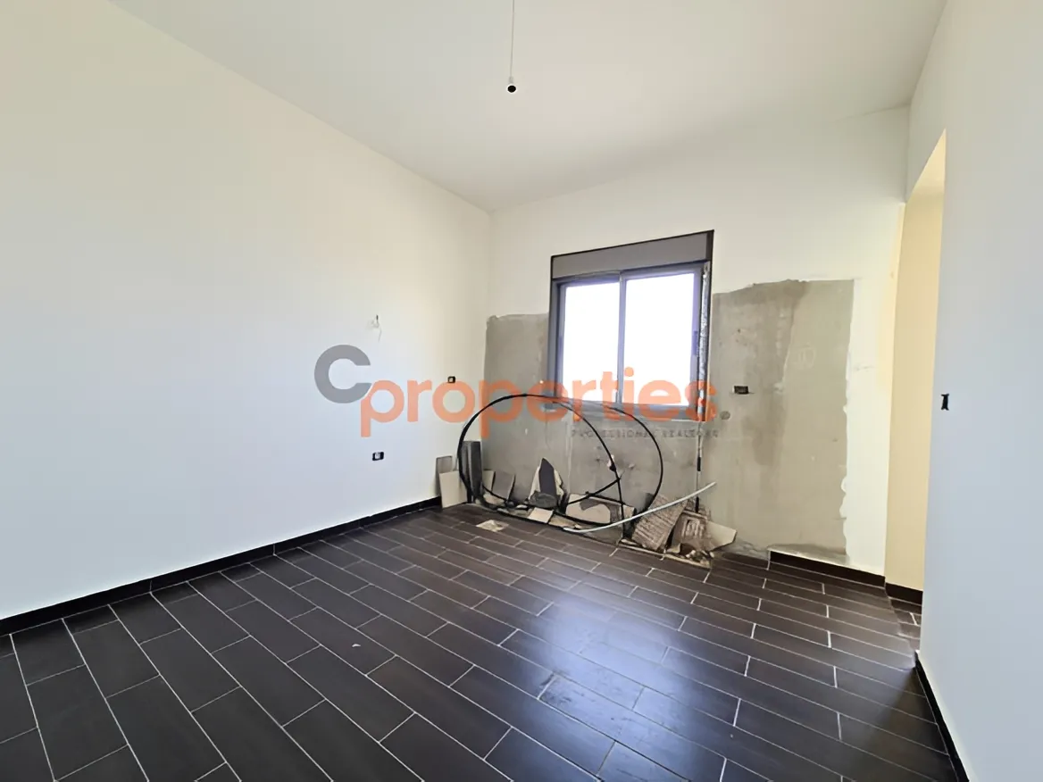 Apartment for Sale in Halat