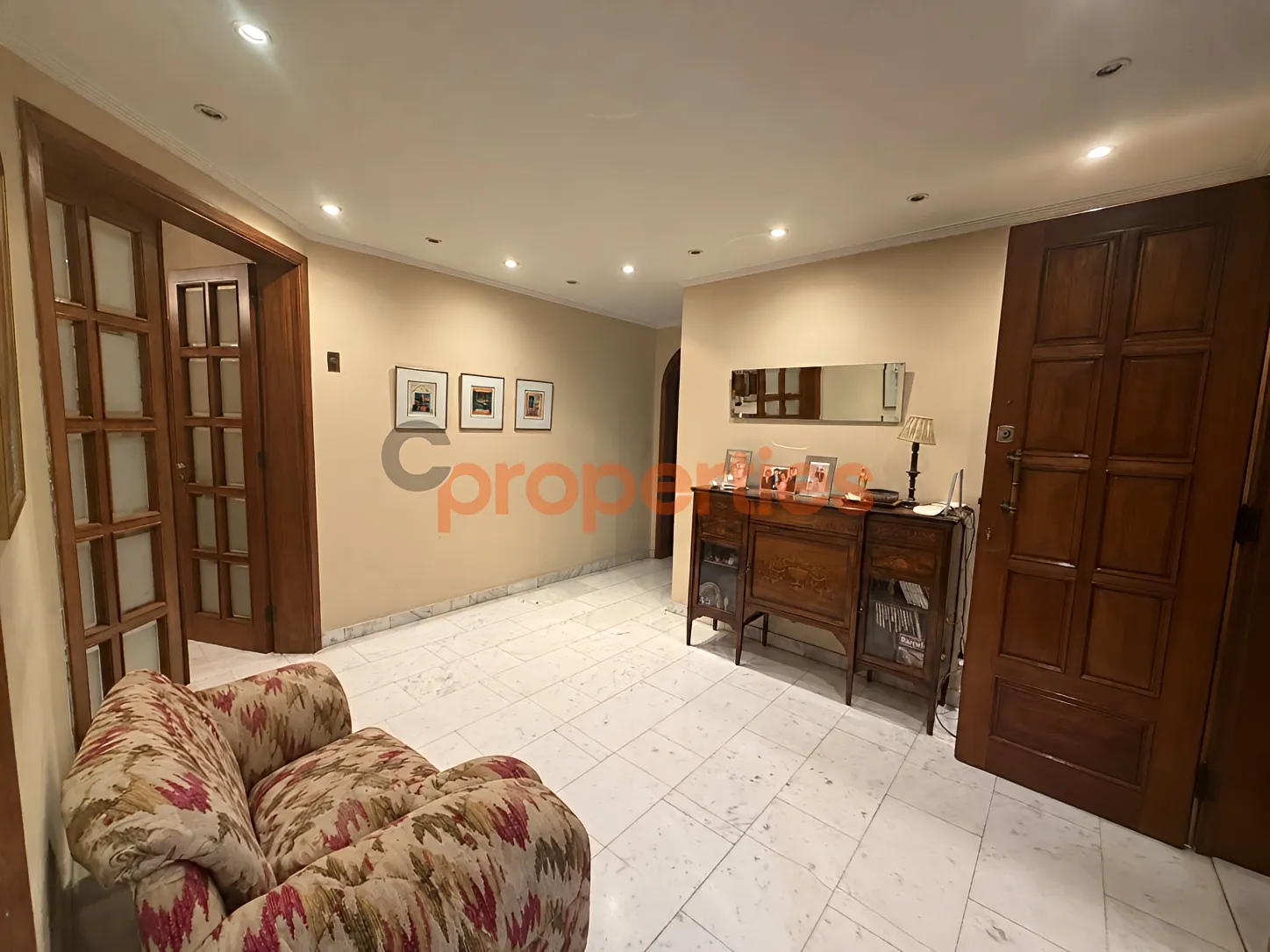 Apartment for Sale in Sassine