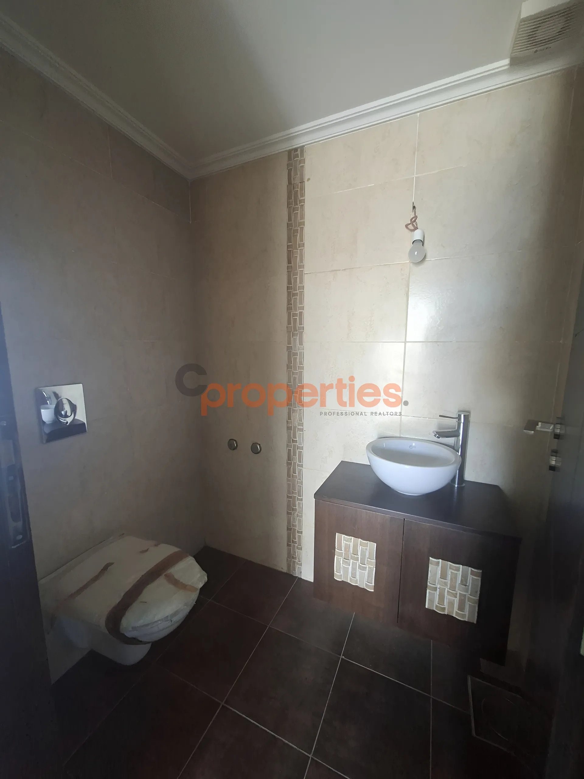Apartment for Sale in Halat