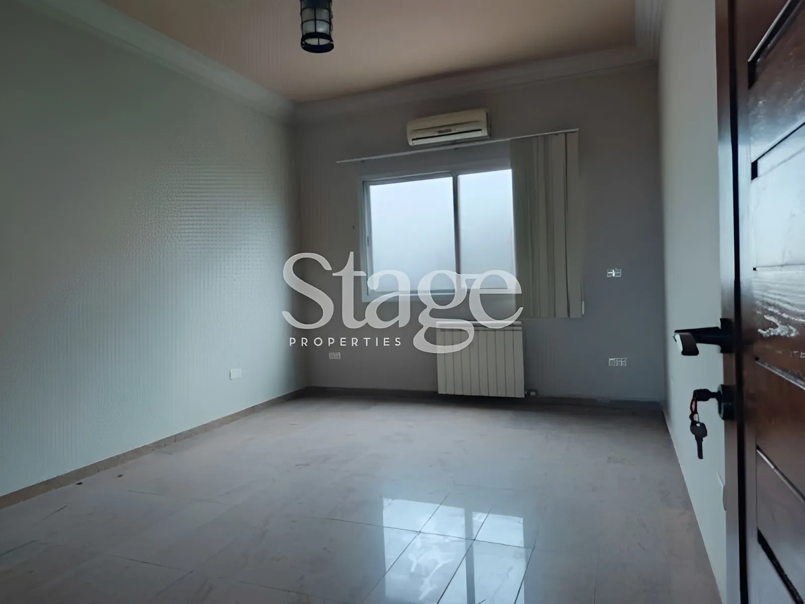 Office for rent in Zalqa