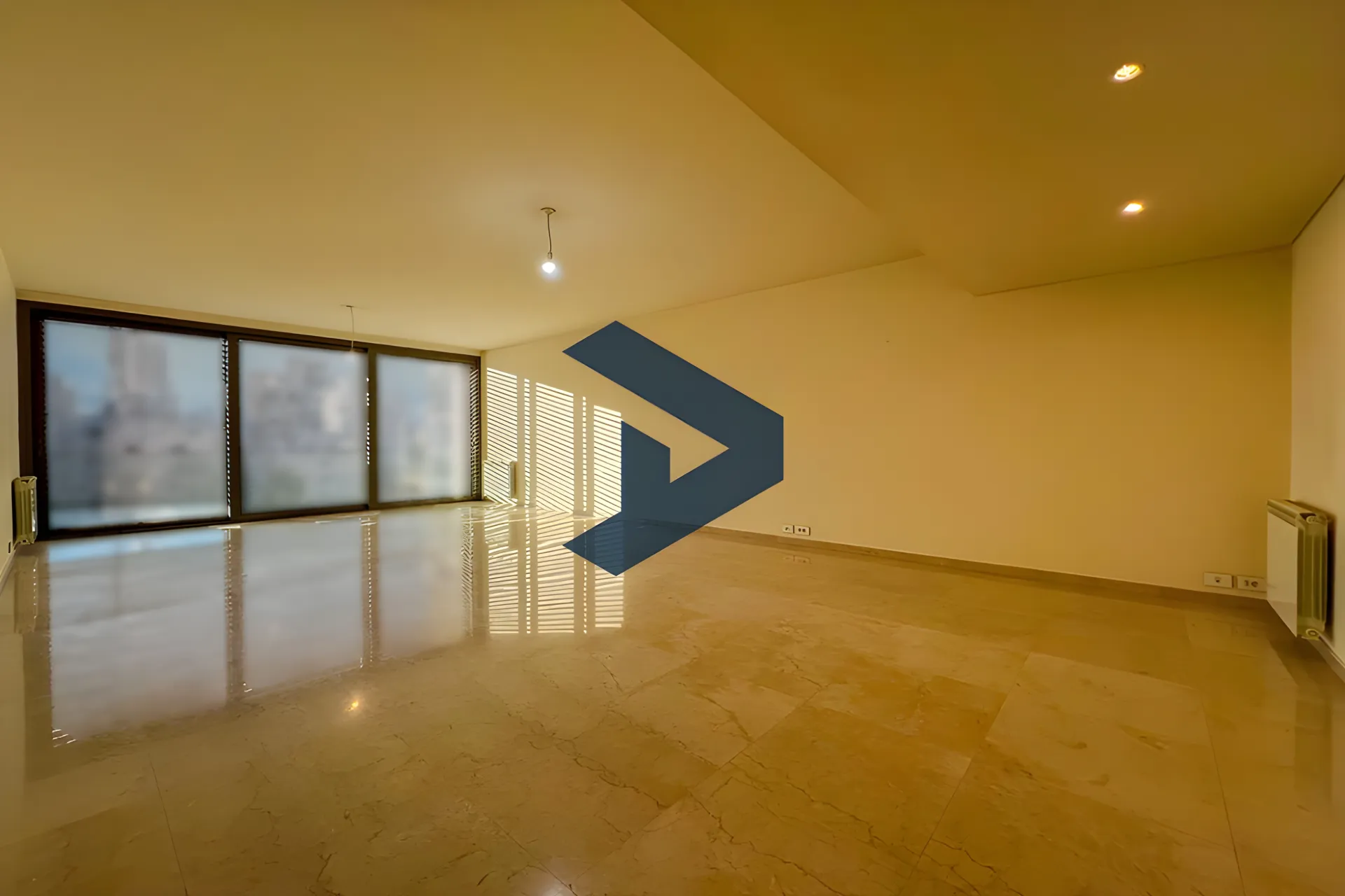 Apartment for rent in Achrafieh, Beirut, Lebanon - 2 bed, 4 bath