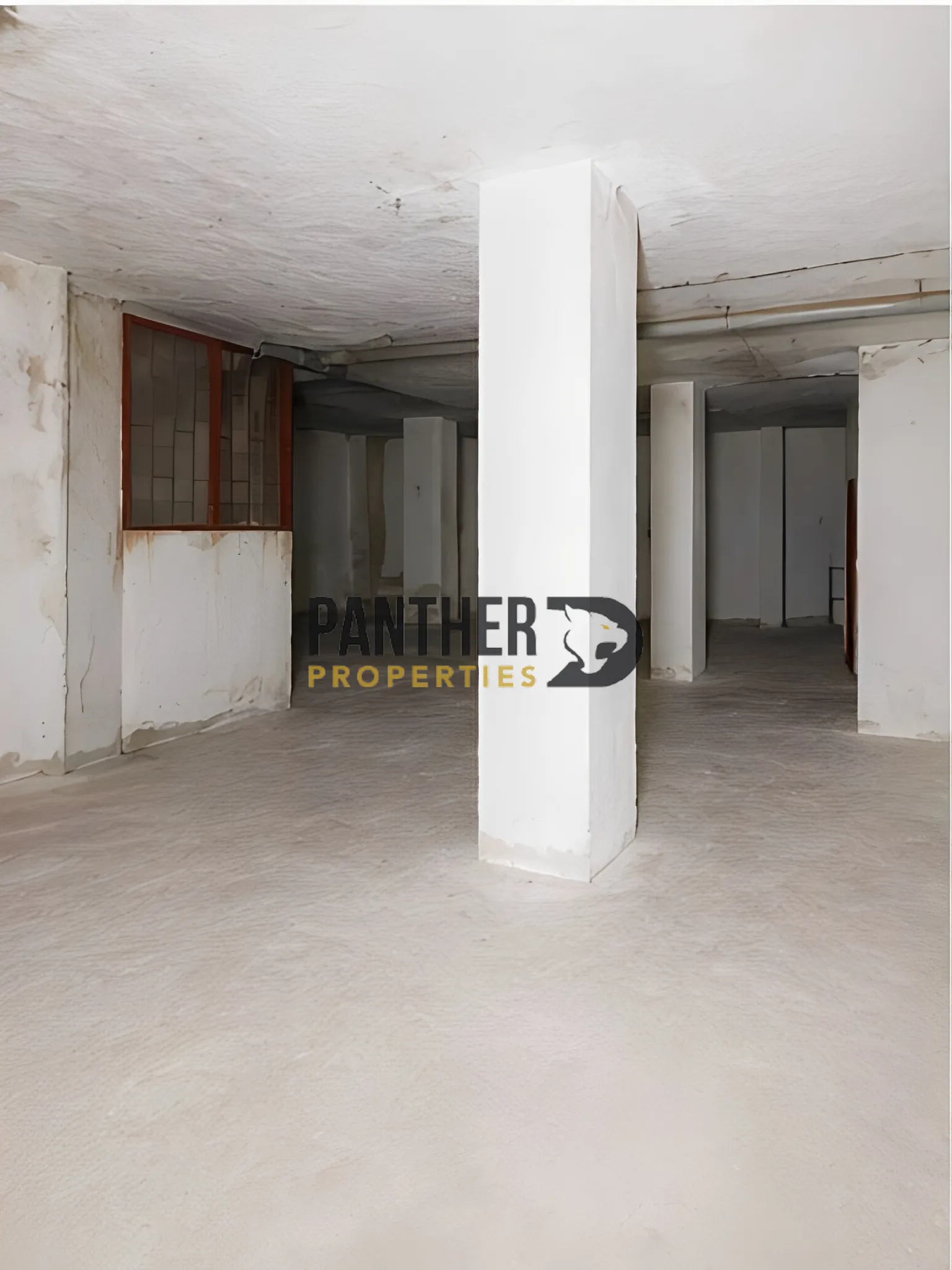 Warehouse for sale in Mazraat Yachoua, Lebanon