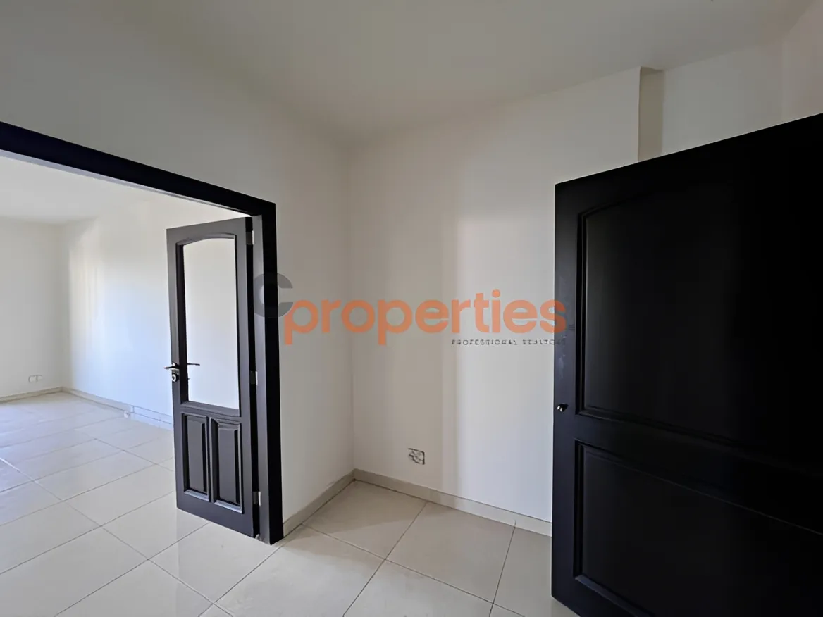 Apartment for Sale in Mar Roukouz - 4 bath