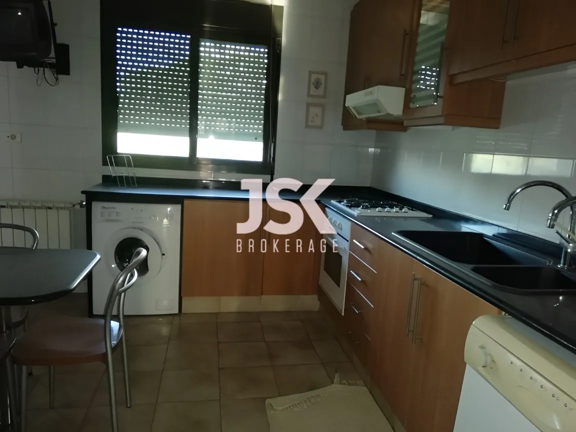 Apartment for Rent in Mazraat Yachoua, Lebanon - 3 bed, 3 bath