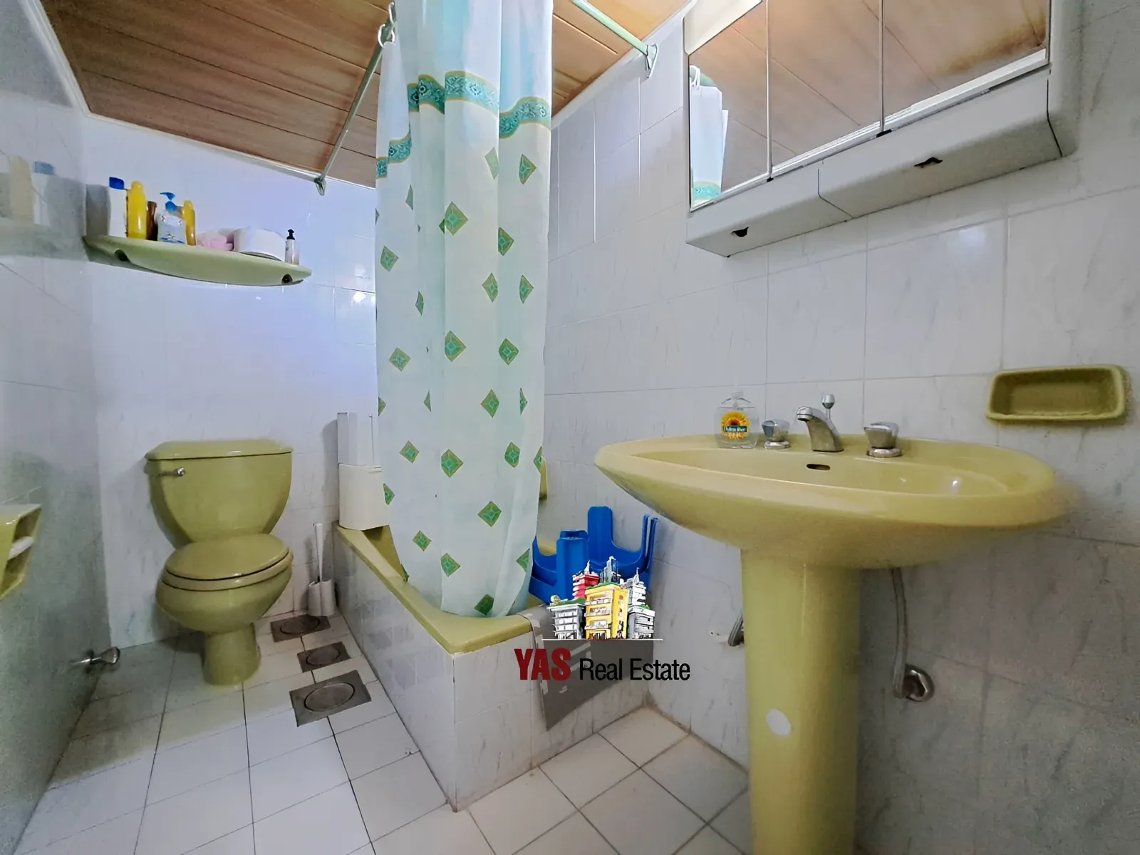 Chalet for Sale in Faitroun - 1 bed, 1 bath