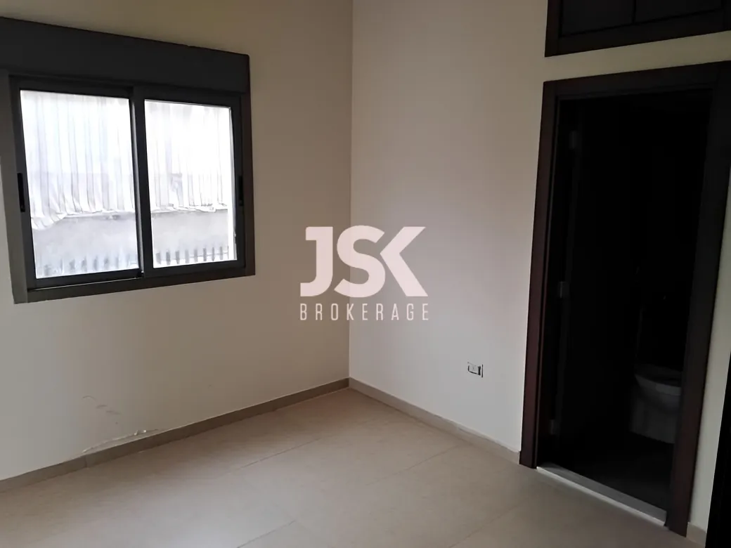 Apartment for Sale in Aatchane, Lebanon - 3 bed, 3 bath
