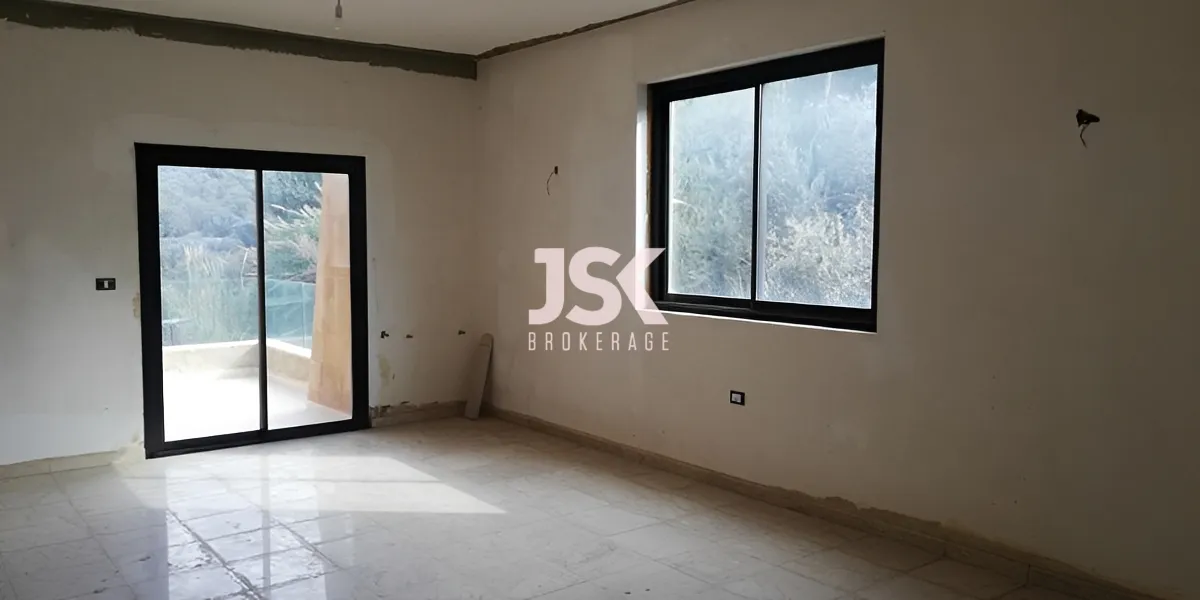 Villa for Sale in Qornet El Hamra, Lebanon