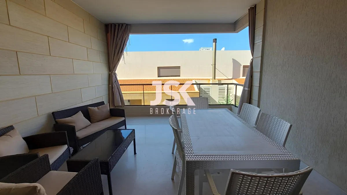 Apartment for Sale in Aamchit, Lebanon - 2 bed, 3 bath