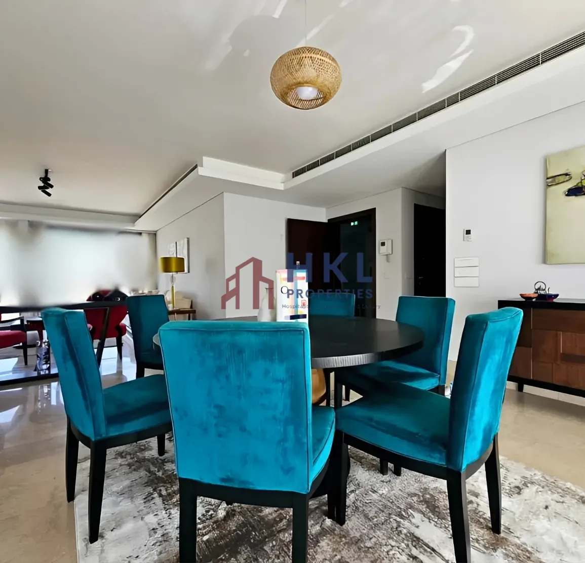 Apartment for rent in Clemenceau, Bayrut, Lebanon - 3 bed, 4 bath