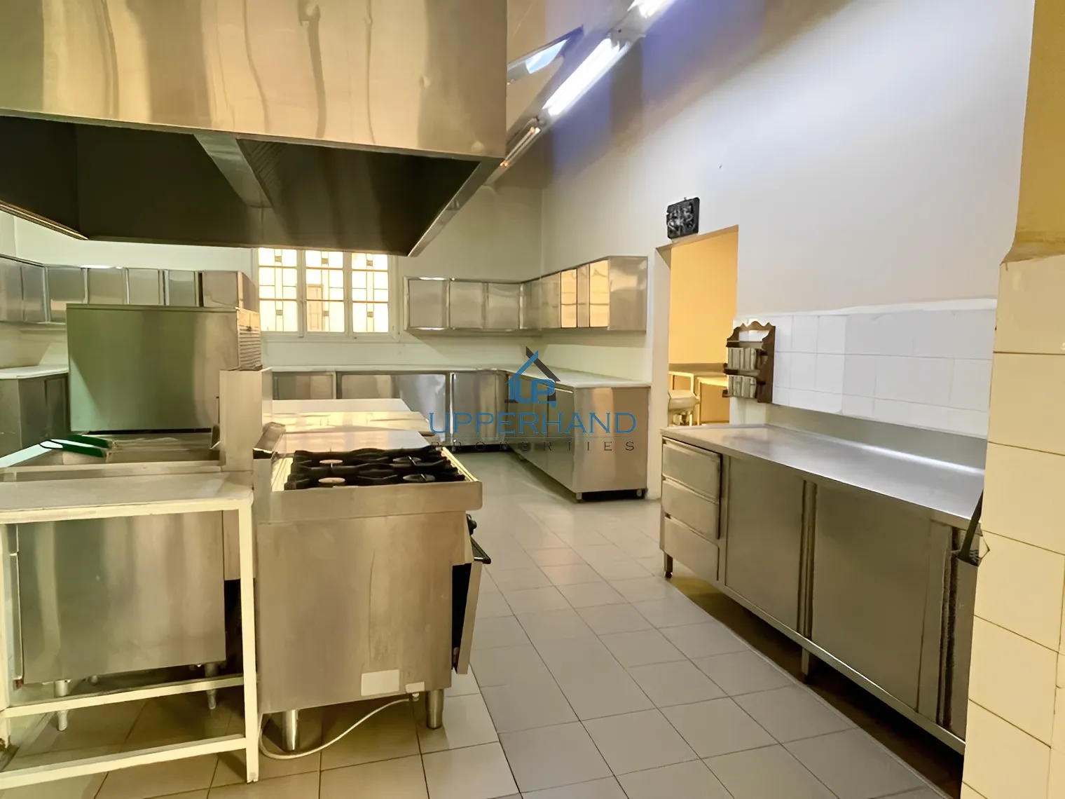 Industrial Unit for Rent in Sassine, Bayrut, Lebanon