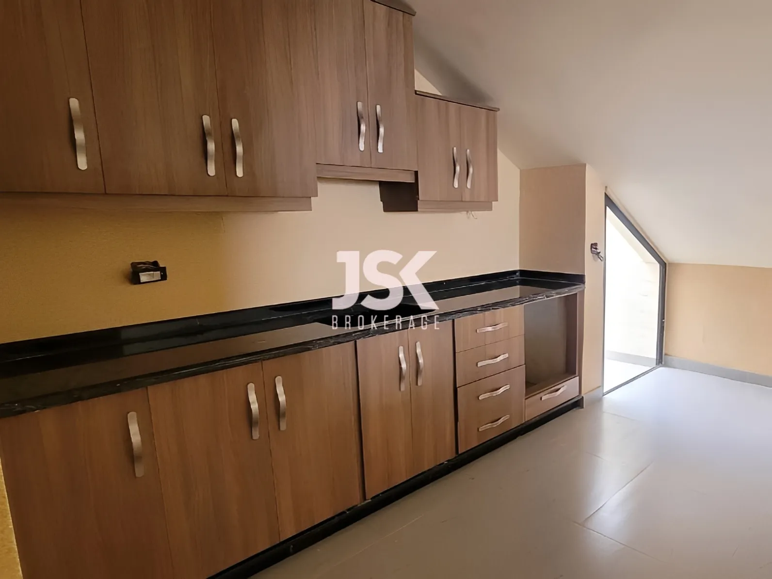 Duplex for Sale in Nahr Ibrahim