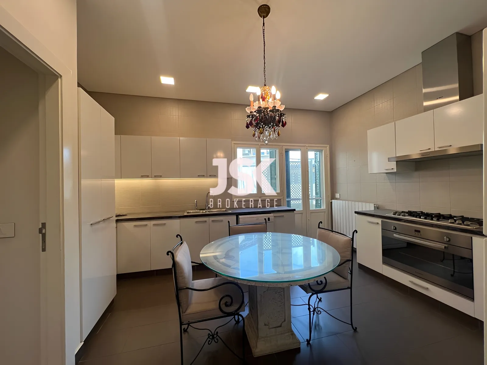 Apartment for Rent in Achrafieh