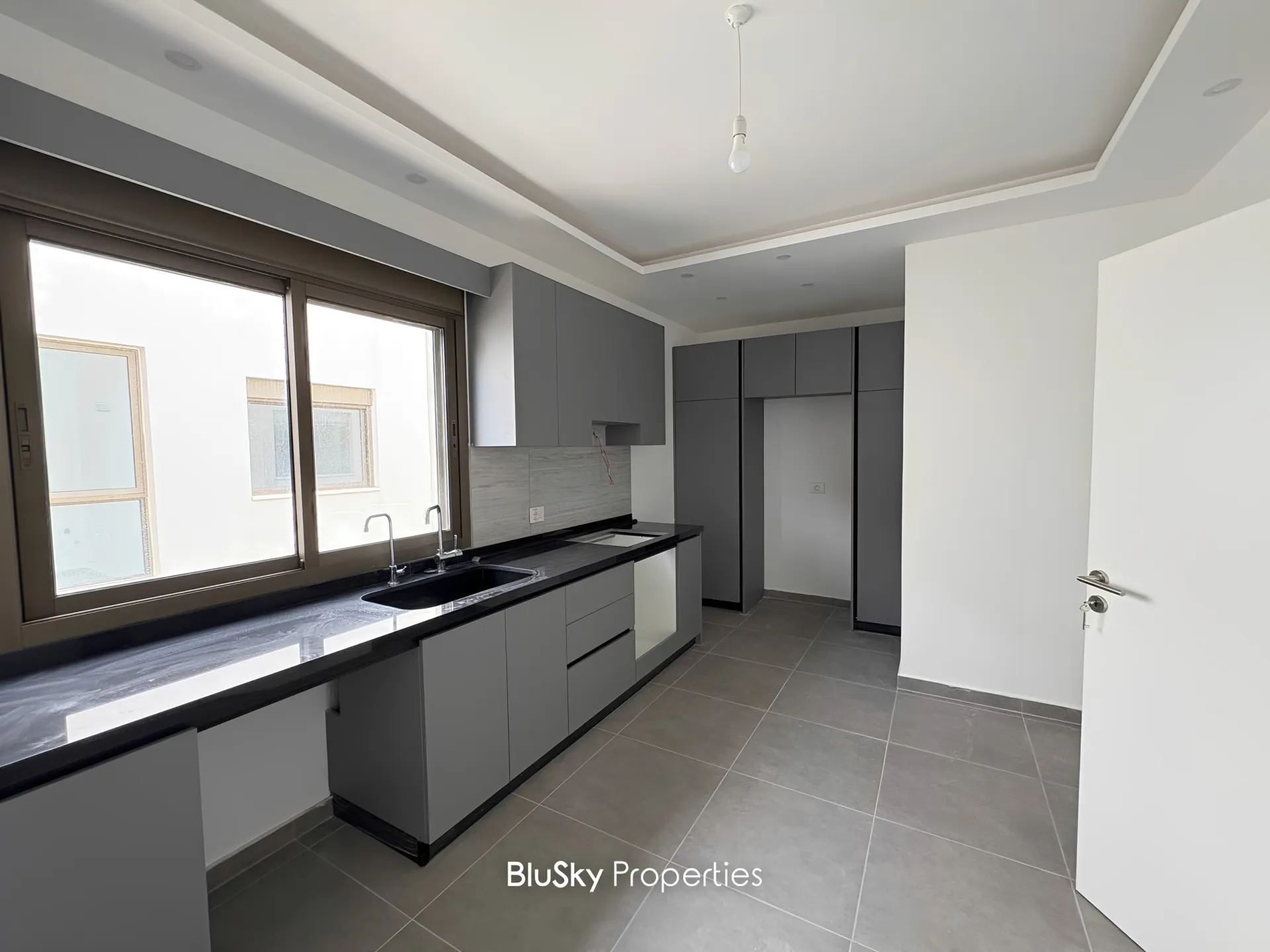 Apartment for sale in Qennabet broummana, lebanon - 4 bed, 4.0 bath