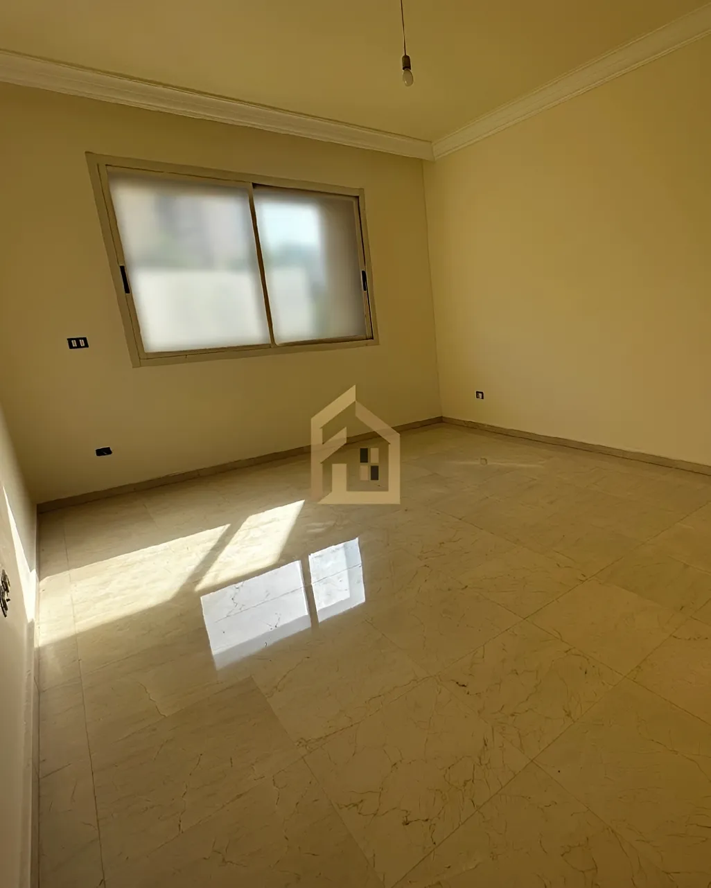 Apartment for sale in Ramlet El Baida, Bayrut, Lebanon