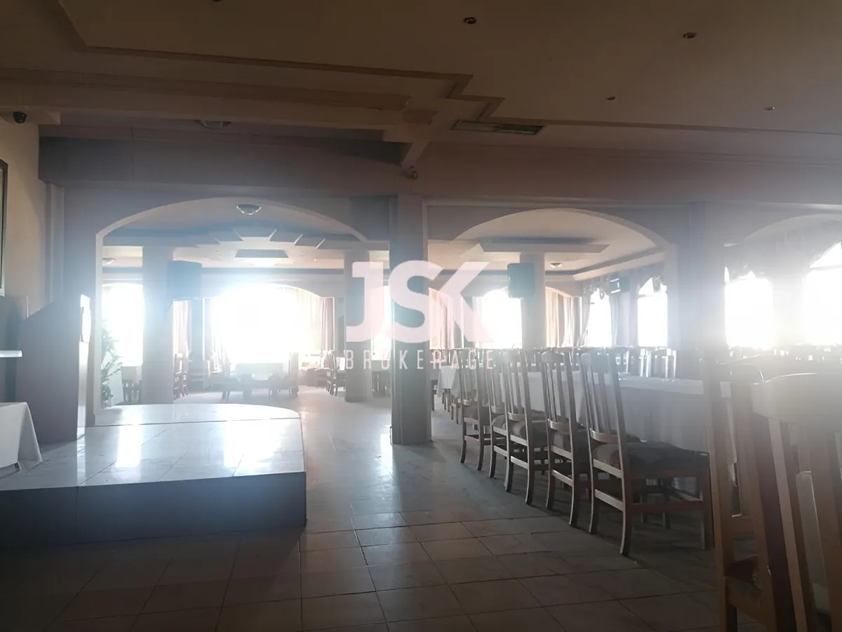 Restaurant for Sale in Annaya