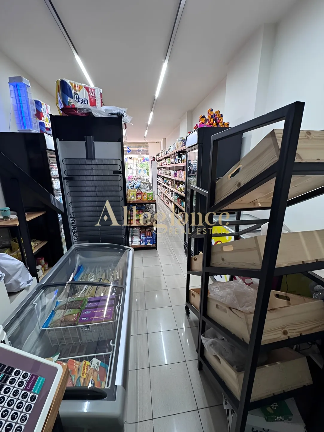 Shop for sale in Zalqa