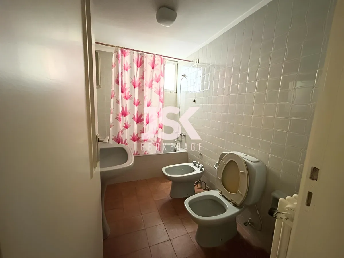 Office for Sale in Badaro