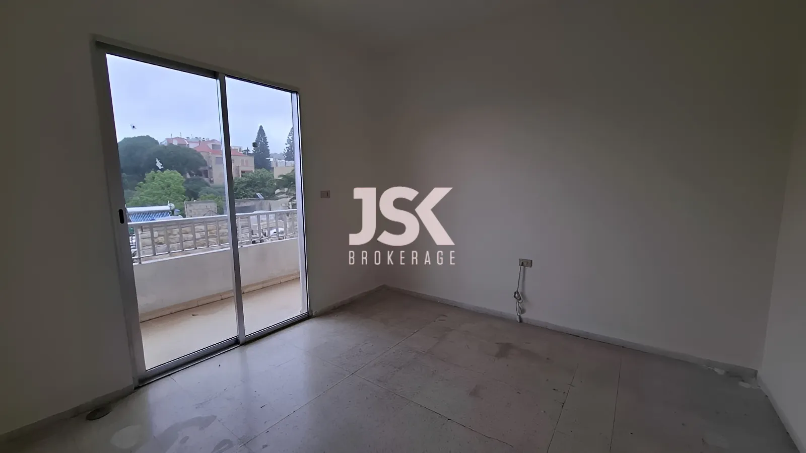 Apartment for Sale in Aamchit - 2 bed, 1 bath