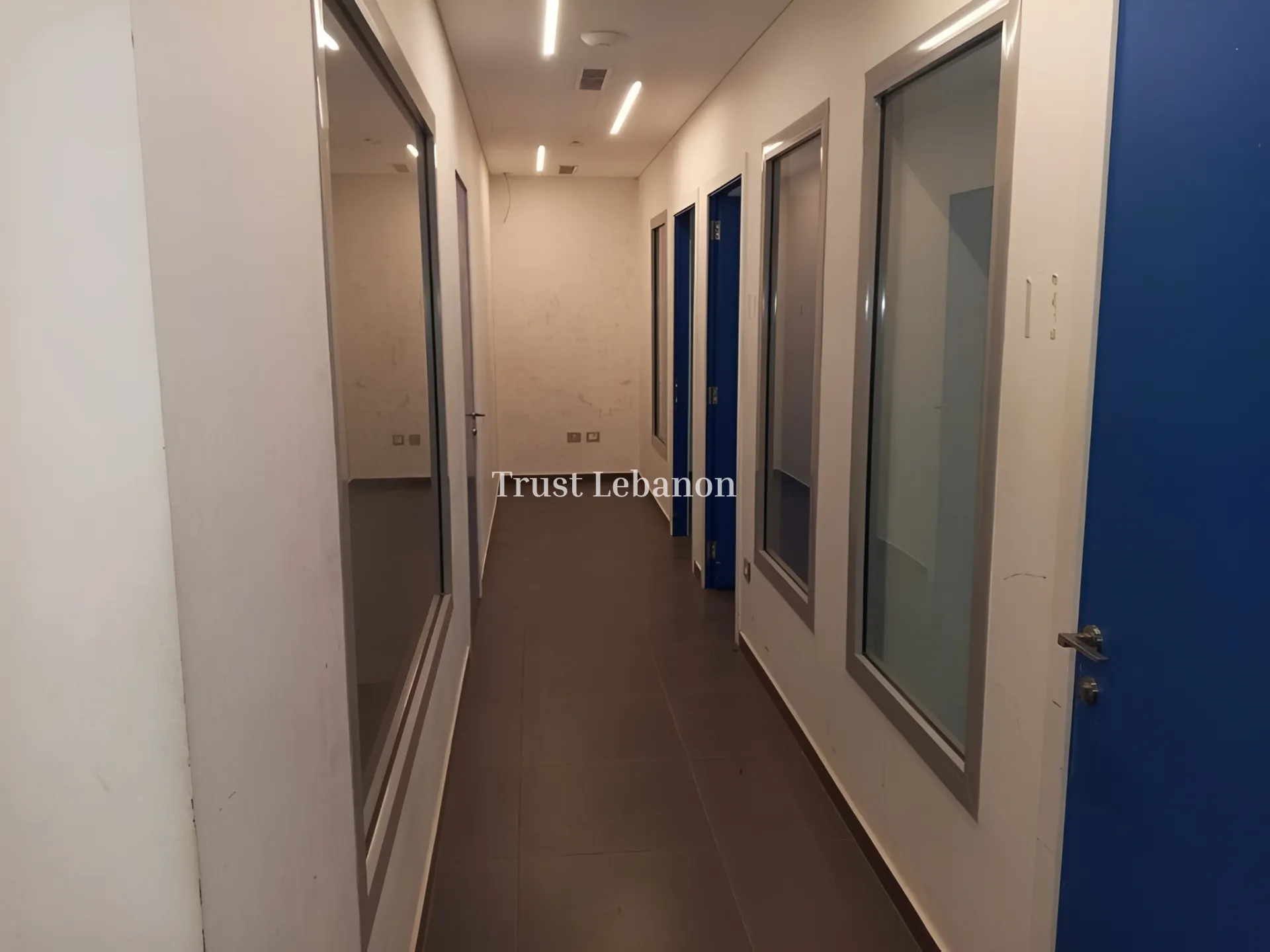 Office for rent in Ain El Remmaneh, Lebanon