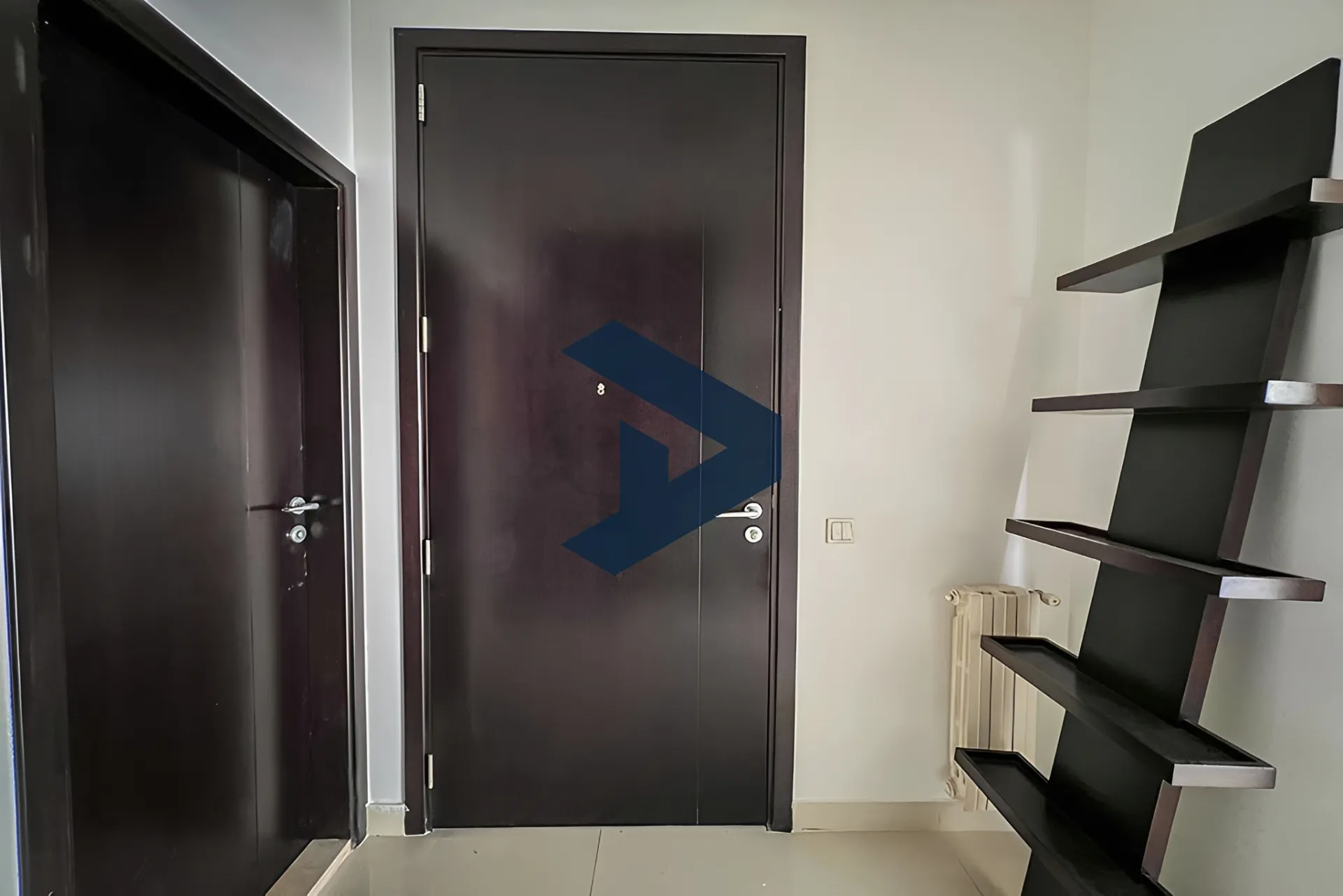 Apartment for rent in Caree d'or, Achrafieh, Lebanon - 2 bed, 4 bath