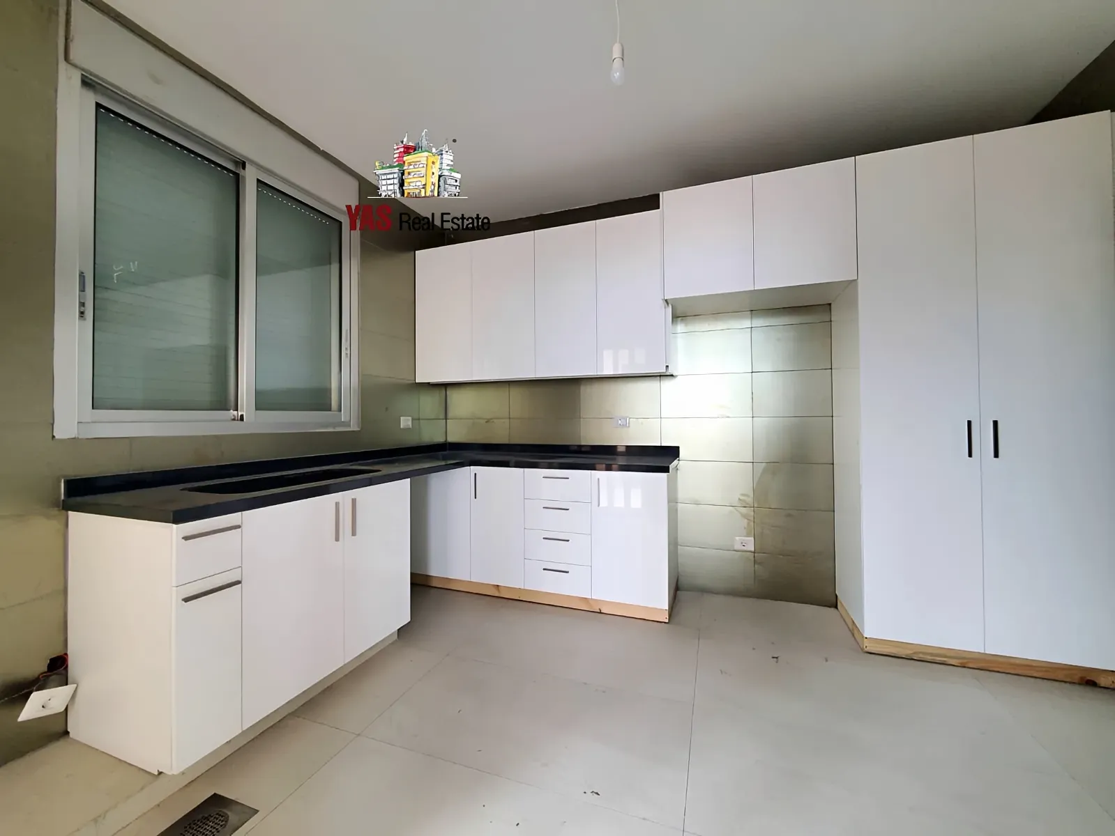 Apartment for Sale in Ajaltoun - 3 bed, 4 bath