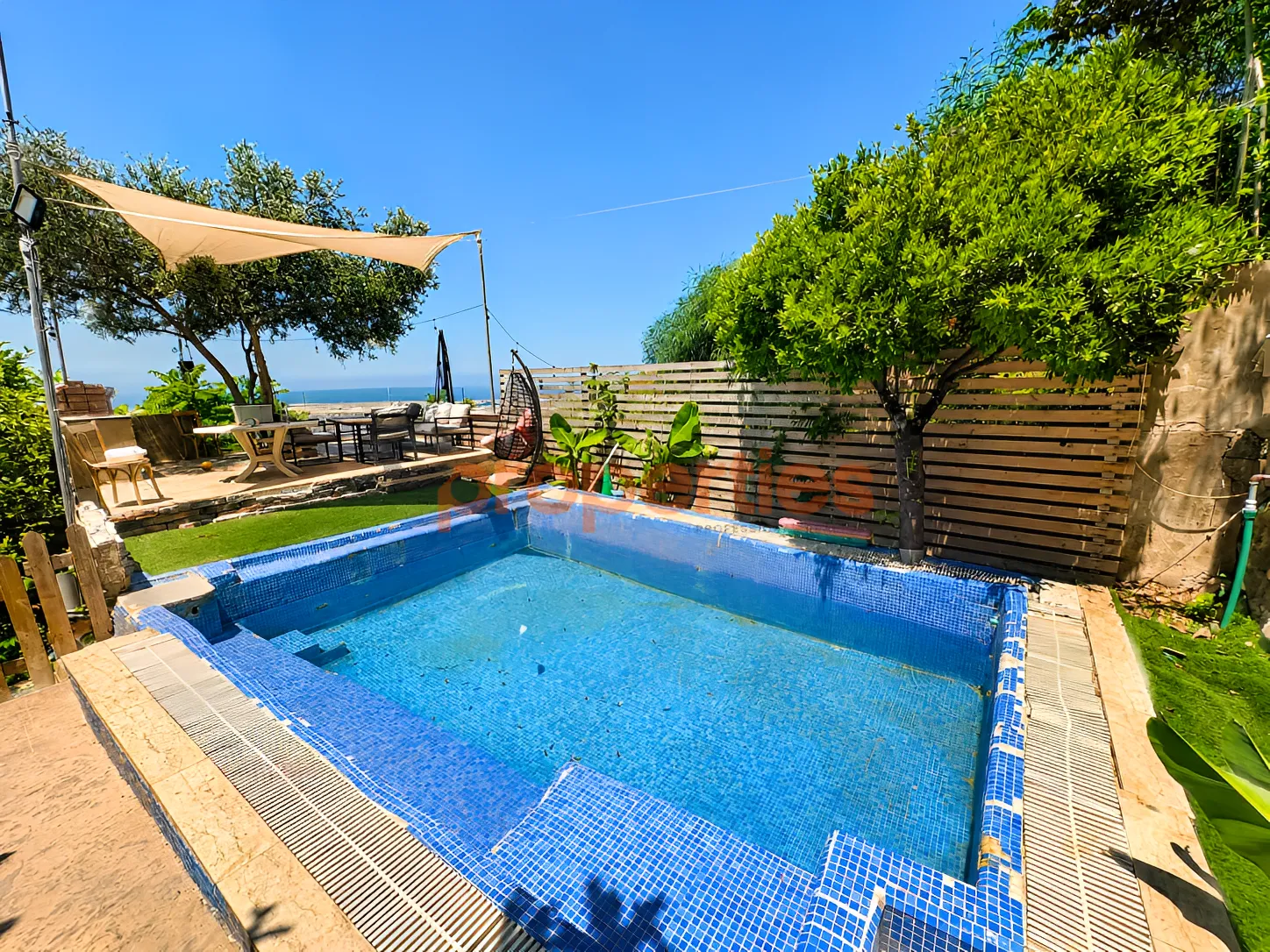 Villa for sale in Baabda, Lebanon - 7 bed, 7 bath