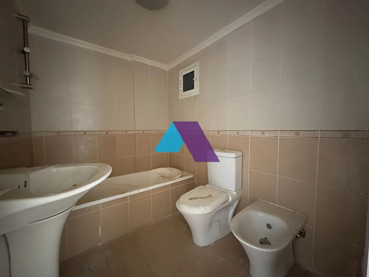 Apartment for Sale in Aamchit