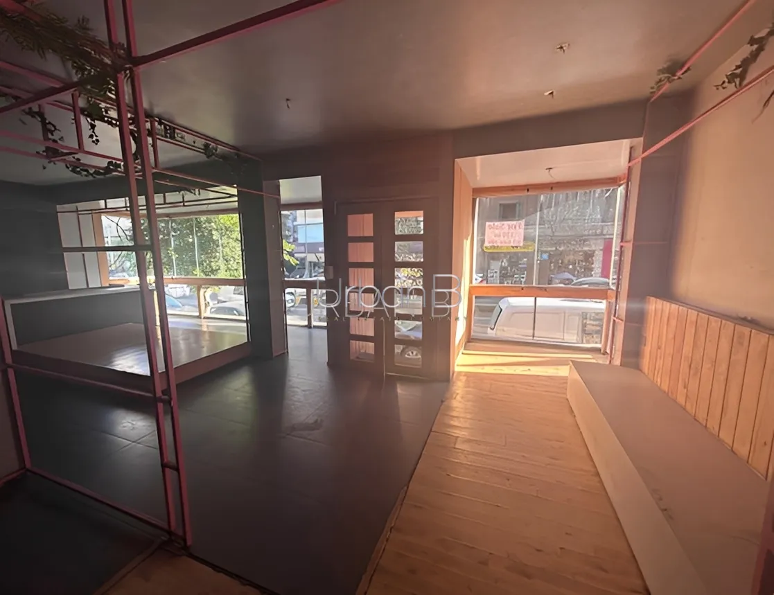 Restaurant for Sale in Sassine, Bayrut, Lebanon