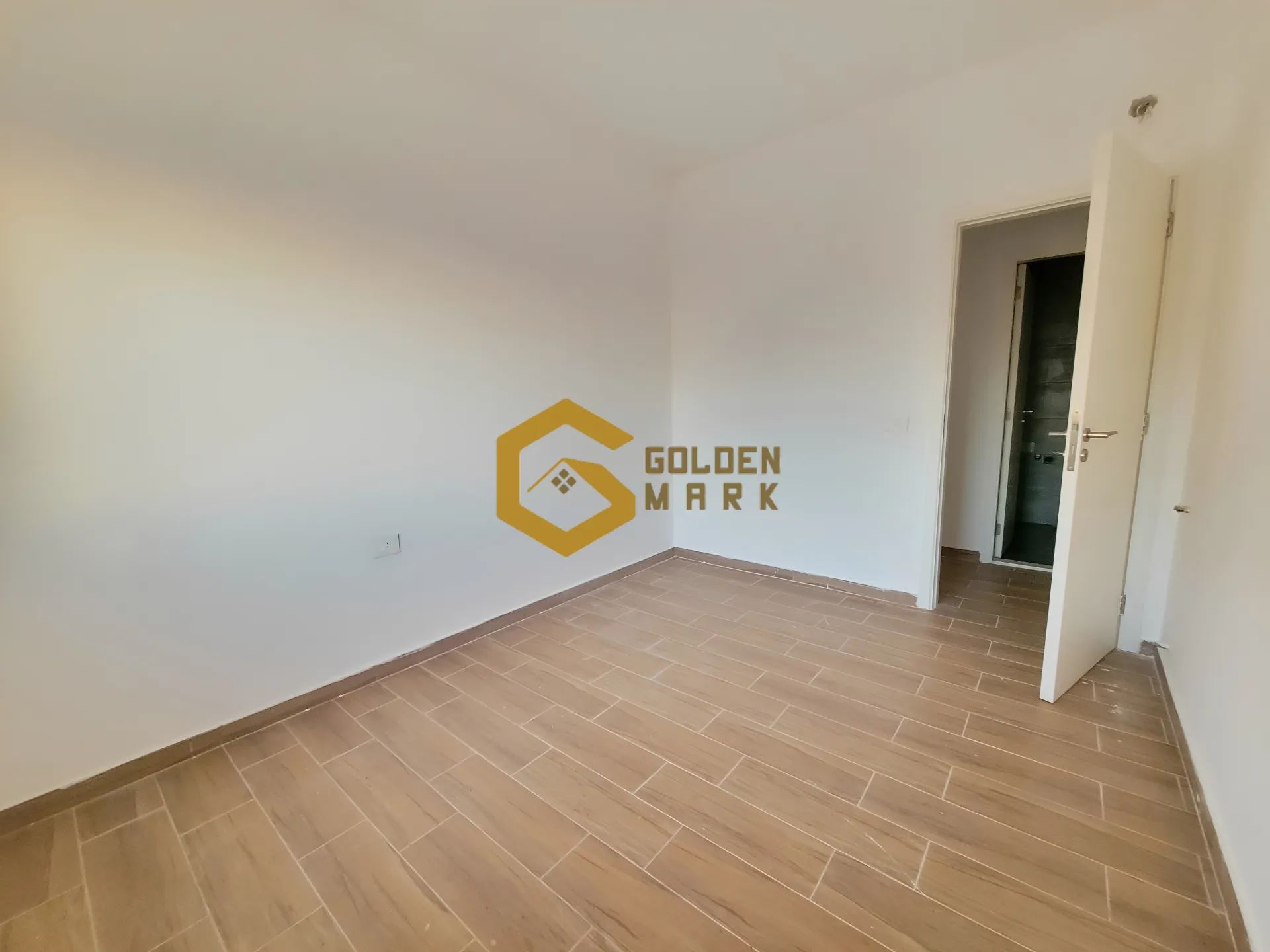 Apartment for Sale in Halat