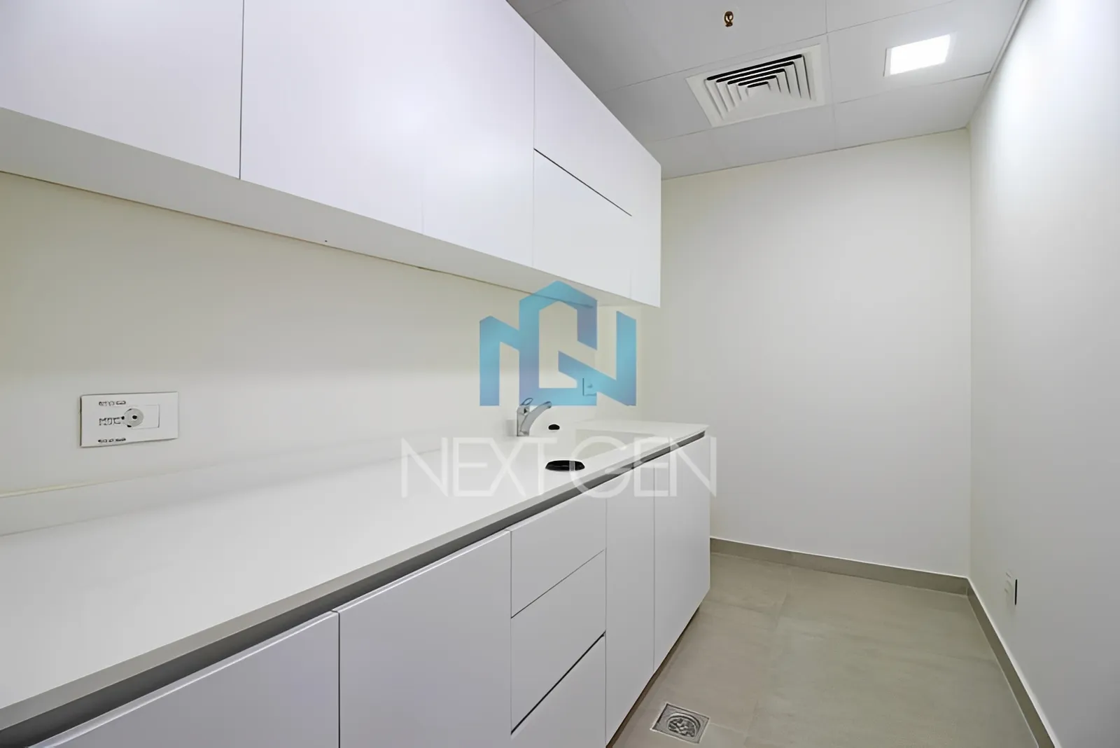 Office for Rent in Achrafieh