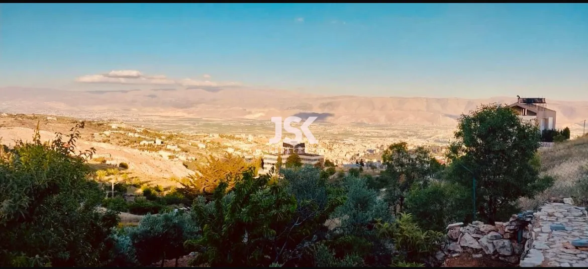 Land for Sale in Zahlé