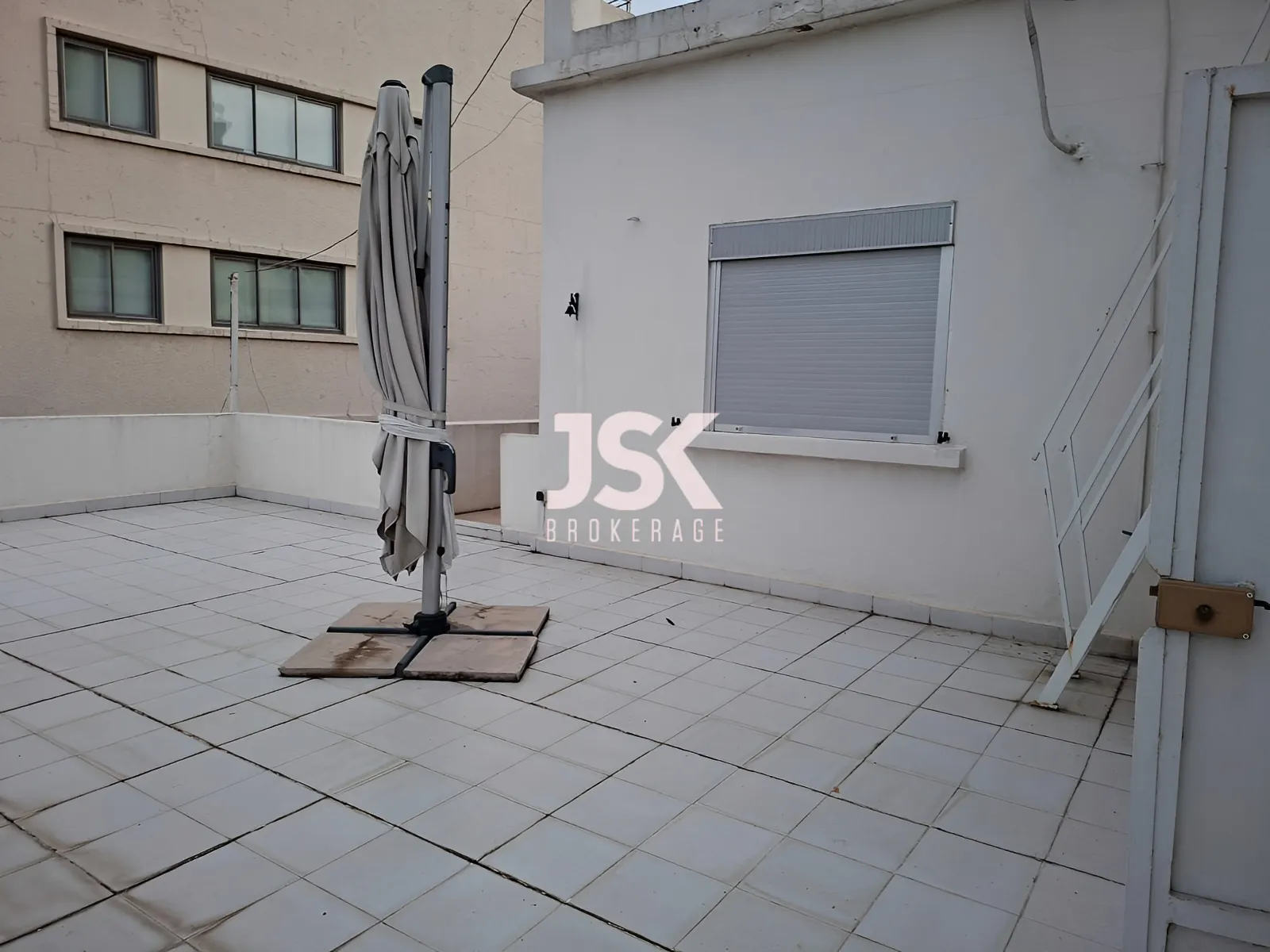 Building for Rent in Gemmayzeh