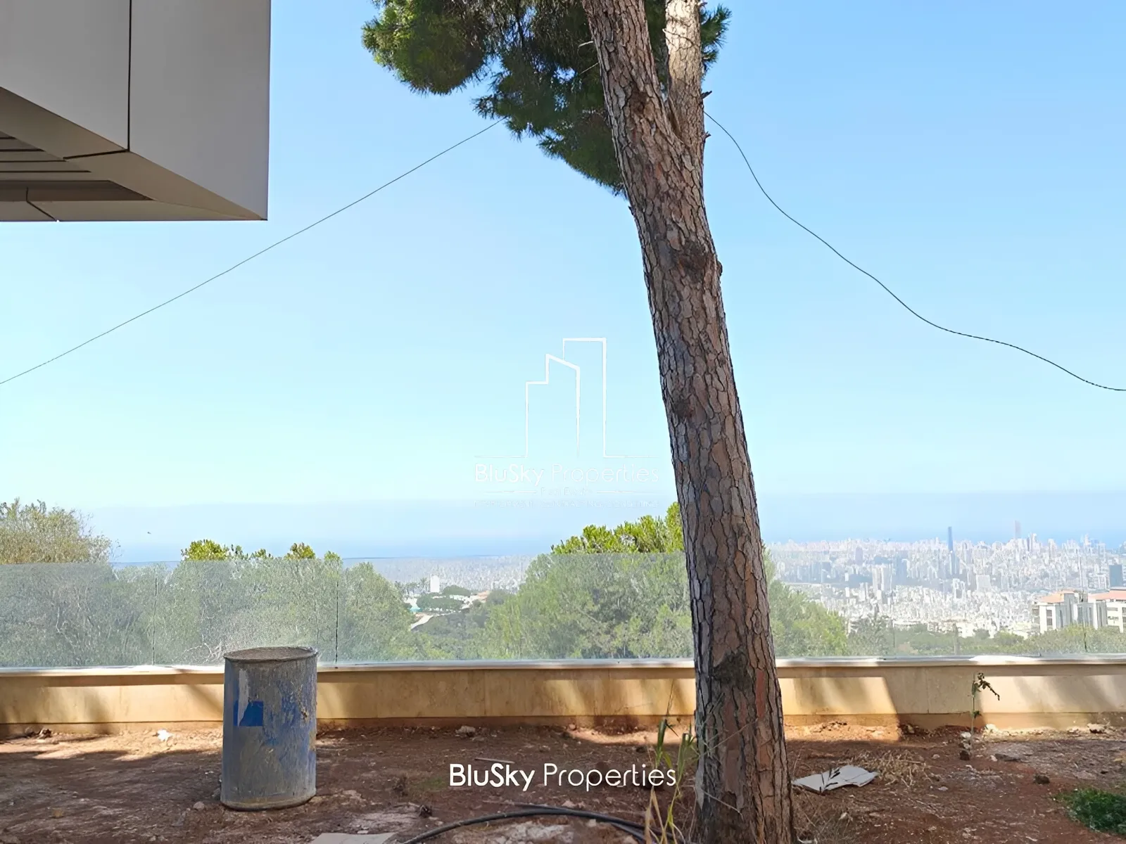 Apartment for Sale in Ain Saade