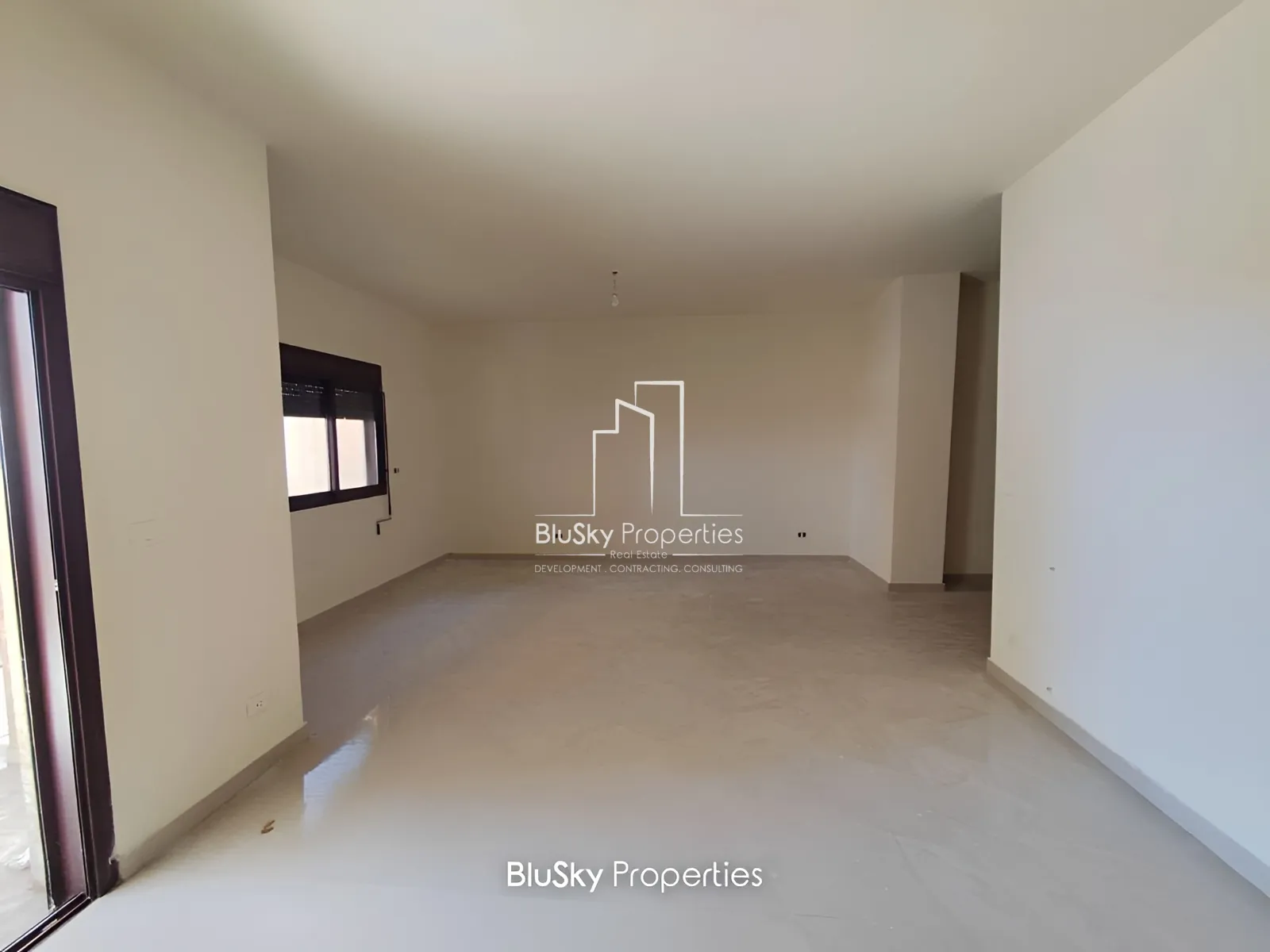 Apartment for Sale in Zouk Mosbeh - 3 bed, 4 bath