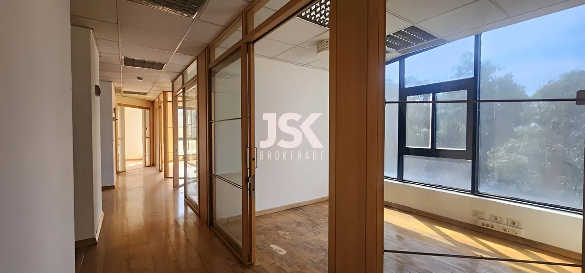 Office for rent in Hazmieh