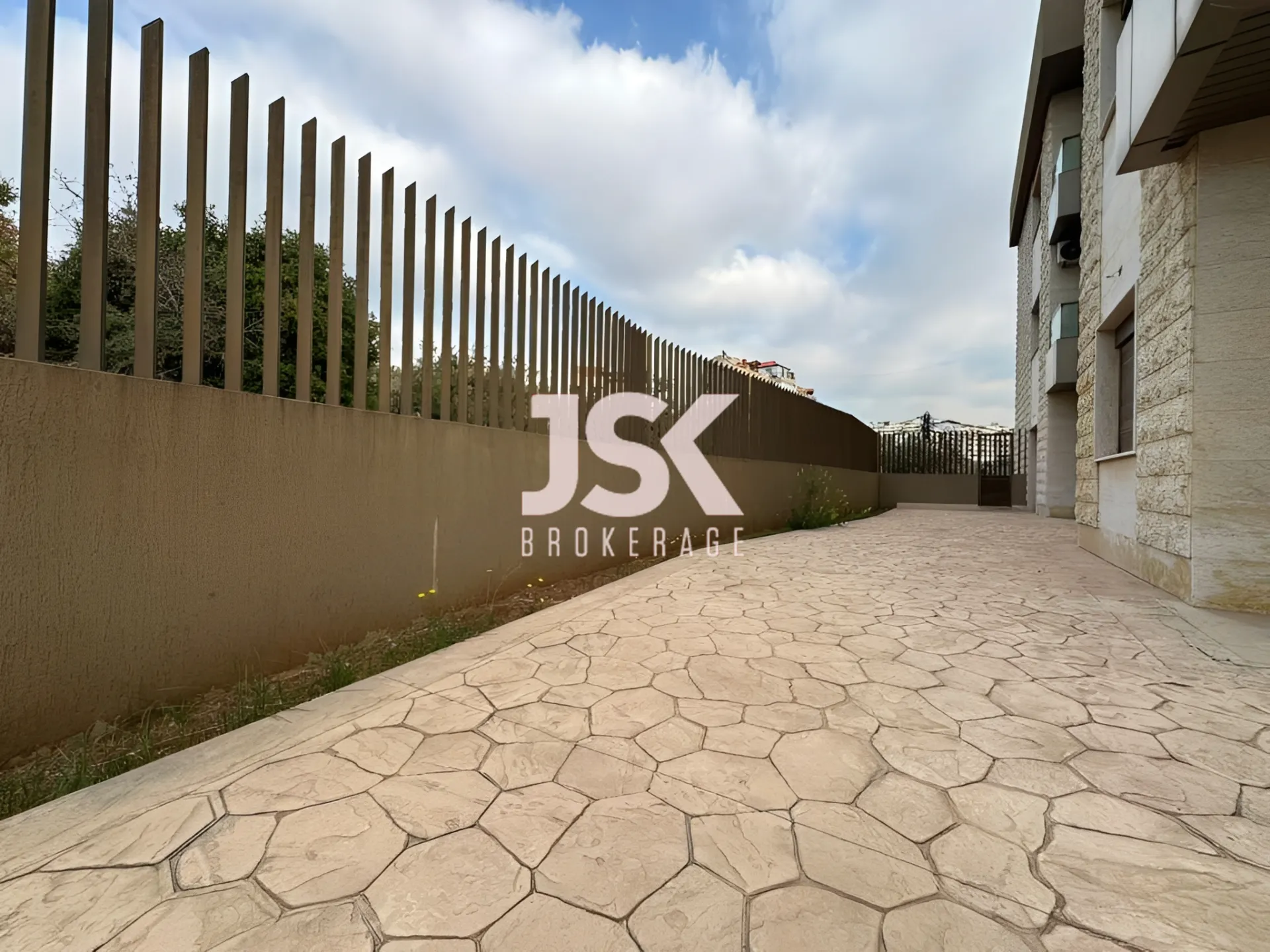 Apartment for Sale in Mansourieh, Lebanon