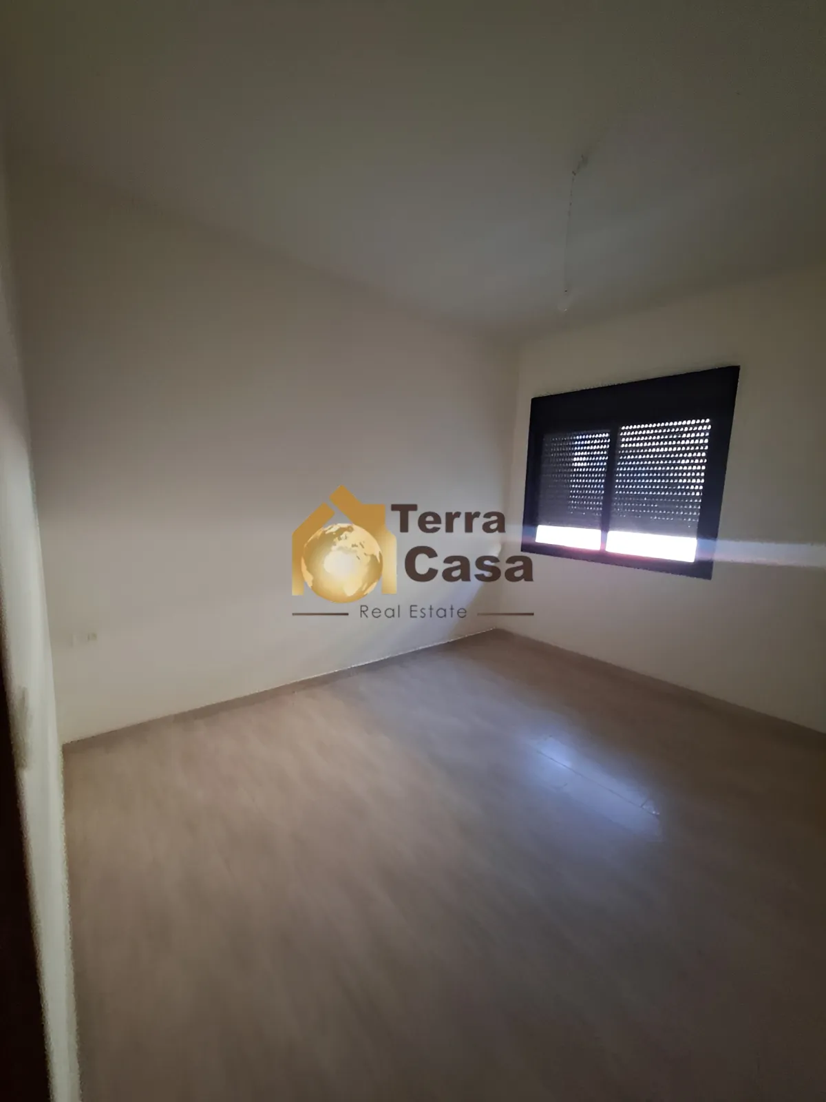 Apartment for sale in Adonis